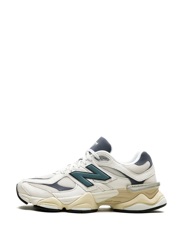 New Balance 9060 Logo-Patch Sneakers – Retro Style Meets Futuristic Comfort