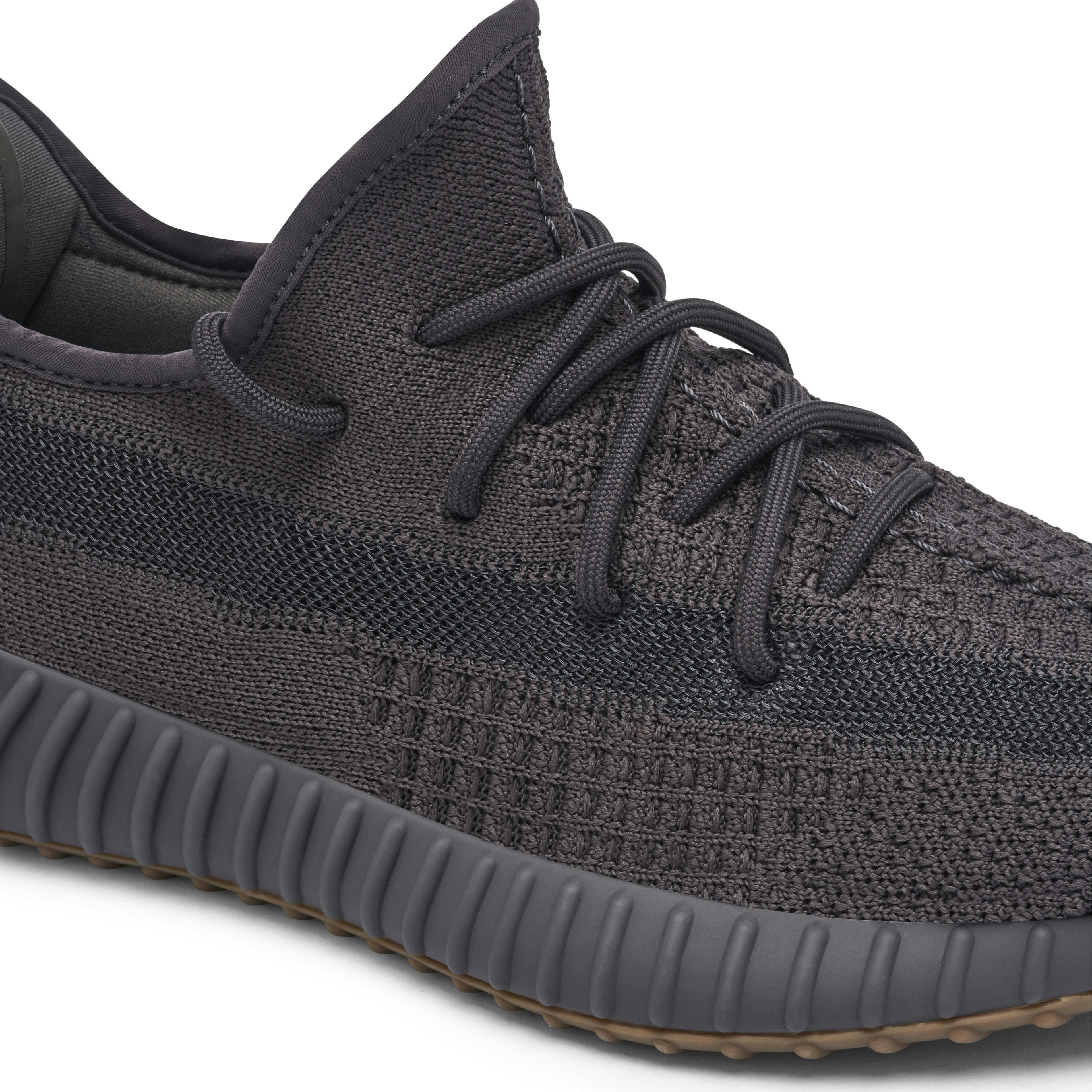 YEEZY BOOST 350 V2 CINDER